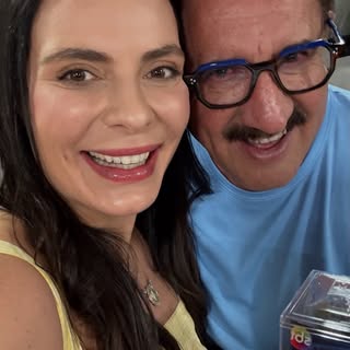 Felicidades Ratinho!
Você é uma pessoa ímpar, maravilhosa e com um coração enorme.
Que alegria poder