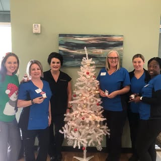 Happy holidays from our Wesley Chapel crew! Love these girls #holidayseason #merrychristmas #boardce
