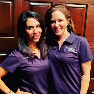 Twinning it with one of my favs! Such a beautiful friend you are! Love our new shirt! #twinning #twi