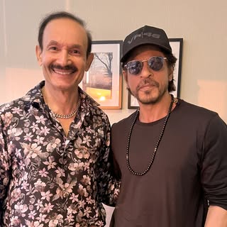 Shahrukh Khan graced our office with his presence & watched his first movie as well as the last.
.
.