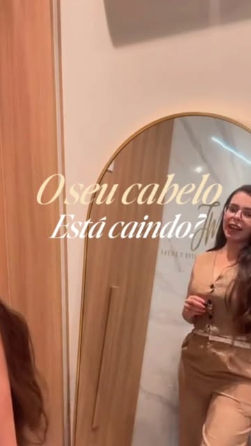 Seu cabelo está caindo e você não sabe mais o que fazer? 🚨

O problema pode não estar apenas no fio