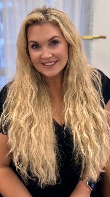 Curly Hair Dreams Come True! 

For the longest time, I’ve admired those gorgeous curls and waves whi