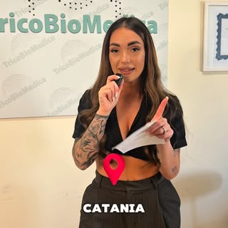 Ma nel 2026 pensi davvero che la soluzione sia un parrucchino sintetico?🤮
La soluzione la trovi da 