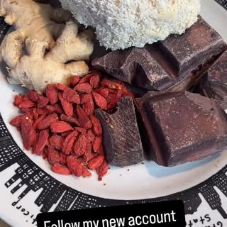 Please give @zinariawilliamsmd a follow to see what I’m going to do with these ingredients.

This co