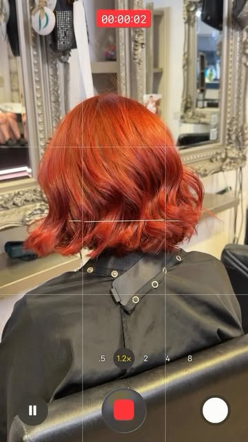 Bold red, soft bob, zero hesitation 🤩

A dimensional red built in tones rather than one flat shade,
