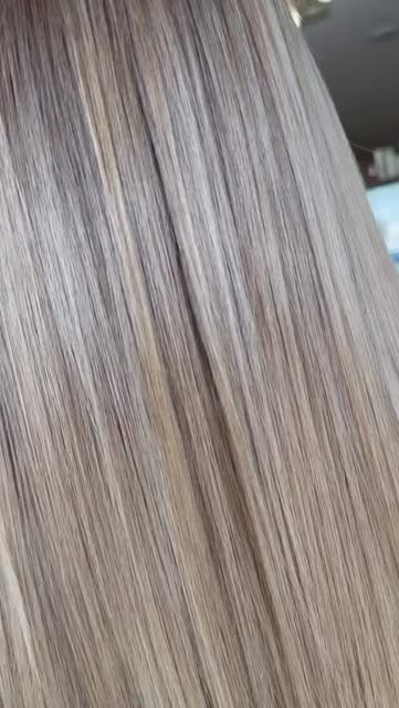 This is a weft 🤍

Full weft set blended through a soft beige blonde, colour matched and shadowed at