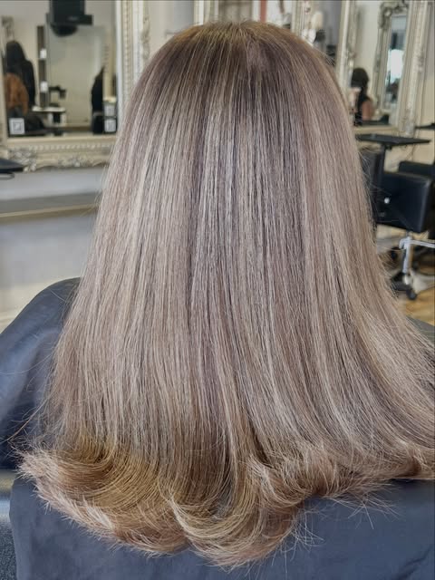 Mocha tones, soft dimension & a whole lot of shine 🤎✨ Swipe to see the transformation ➡️

@sensusuk