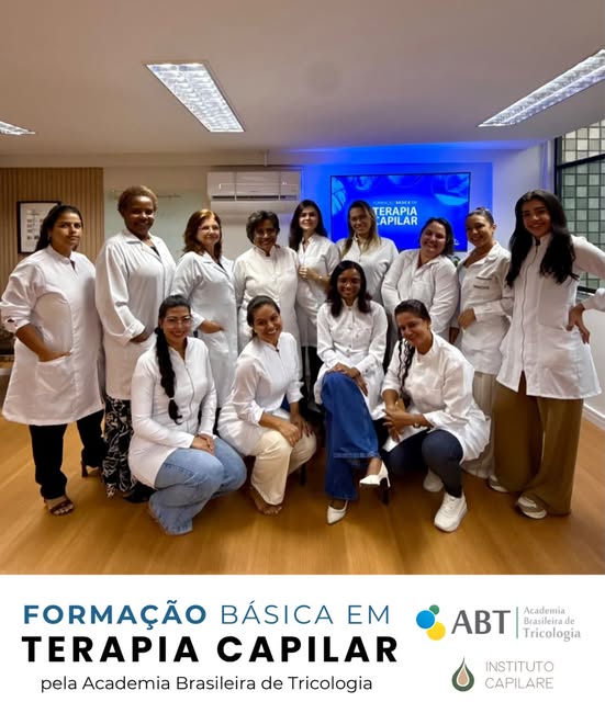Uma foto que representa muito mais do que uma turma. 🤎

Representa conhecimento, troca, evolução e 