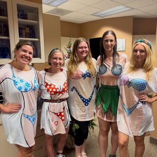 One. For. The. Books. 🎄💉👙🎅🏼🏝️

Year after year, we gather around a fun holiday, and are gracio