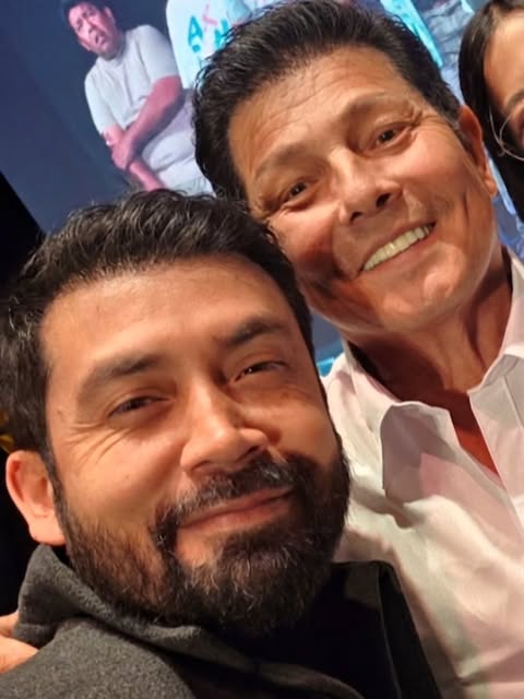 Con mi gran amigo @Oswaldo Segura, celebrando 50 años de su extraordinaria trayectoria!