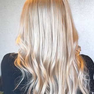 ✨ The High Lift difference ✨

Love my High Lift Series from Color XG 🌟

Bright lift, dimensional, a