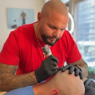 Locked In 👁️👁️ @folicule 18 delusion @bishopsmp 04 needles, and SMP power wand #baldhead #smphairt
