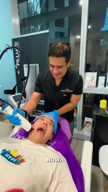 an aesthetic doctor’s clinic in Singapore rn:

#aestheticdoctor #faciallaser #actordezhong #singapor