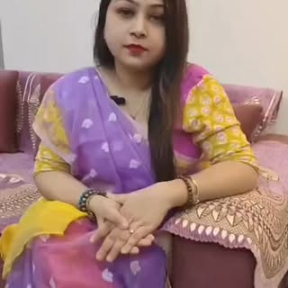 KARBON / BOLLYWOOD FACIAL TREATMENT 
#auraclinic #glowingskin #auraaesthetic #skintherapist #allindi