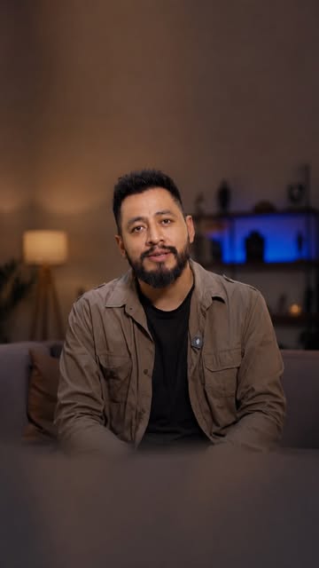 “Incluso cuando nadaba, me cubría la cabeza.” — Alan Baena 💙

Antes de su cirugía, Alan evitaba las