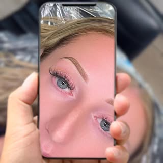 ✨ Soft. Airy. Undetectable. ✨

The goal is never to create “tattooed brows.” The goal is to create b
