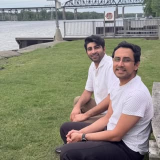 After the Meet, my vacation started 
After long met my beloved sis @muneebakhalid12 and ali bhai
#si