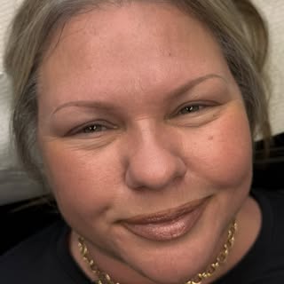 ✨ Are you 𝗯𝗹𝗼𝗻𝗱𝗲 or 𝗹𝗶𝗴𝗵𝘁 𝗯𝗿𝘂𝗻𝗲𝘁𝘁𝗲 and worried that permanent makeup will look to