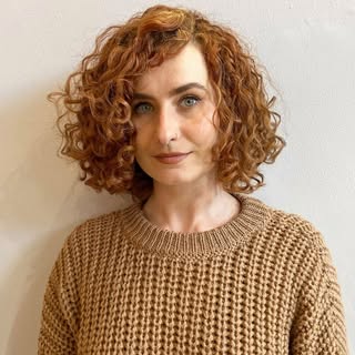 Curly transformation

#curlyhair #hairdressing #hairsalon #taunton #tauntonhair #curlystyle #beauty 