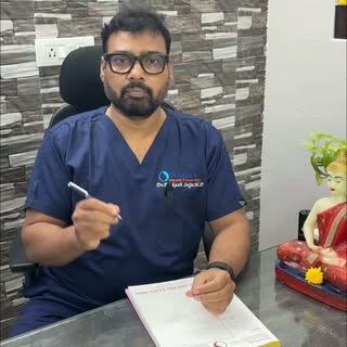 Pimples malli malli vastunnaya? 🧴

Just oily skin problem kaadhu… stress, hormones, dandruff, makeu