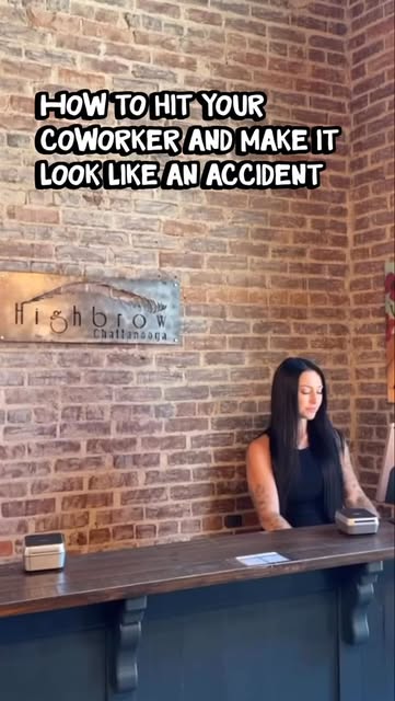 How to hit your coworker and make it look like an accident. 

#coworker #beautycare #lashtech #lashe
