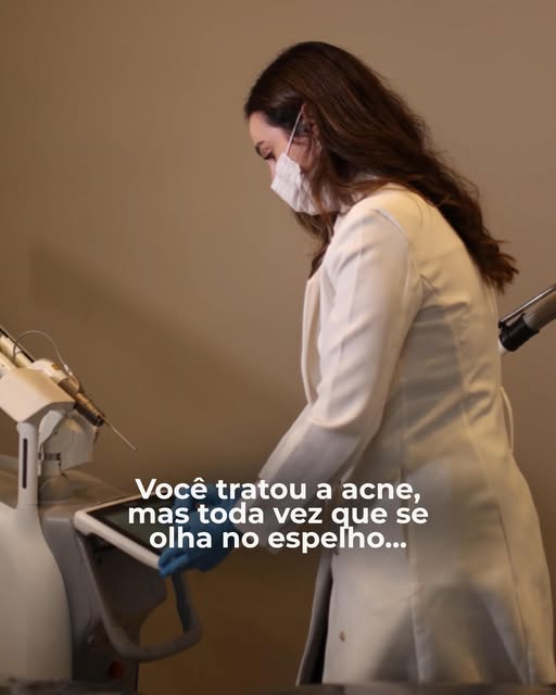 Minha frase é: mamães , por favor, levem seu adolescente a uma consulta dermatológica.

Um dia estav