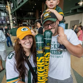 💚💛 Our first Packers Family Night was everything we hoped for. So many kids and families in the st