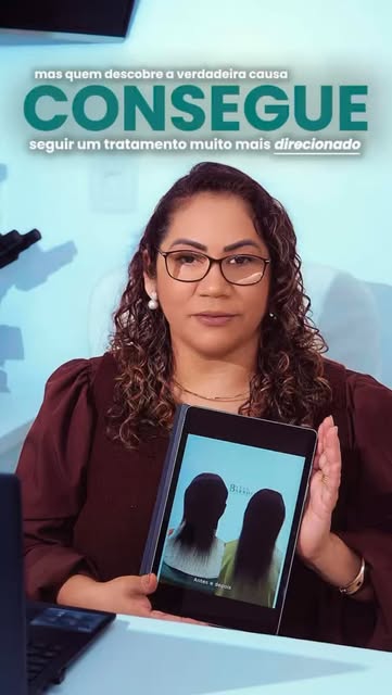 Afinamento capilar não é apenas uma questão de “tratar o couro cabeludo”.

Quando a mulher percebe a