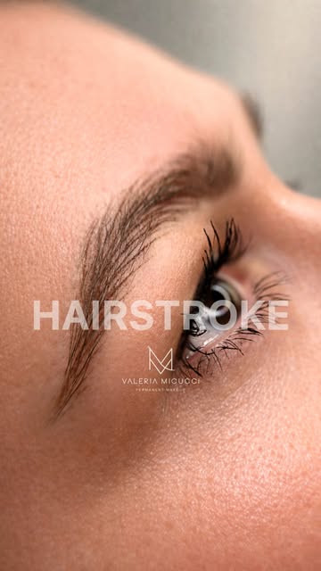 HAIRSTROKE•L’arte dell’invisibile. ✨
Un flusso di nuovi peli che si confonde con i tuoi, seguendo l’