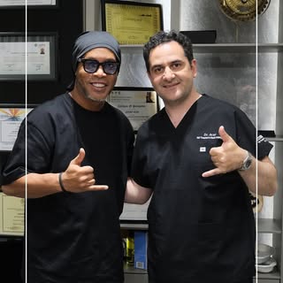 The legendary football player @ronaldinho , visited Cosmedica Clinic. Alongside Dr. Acar’s expertise