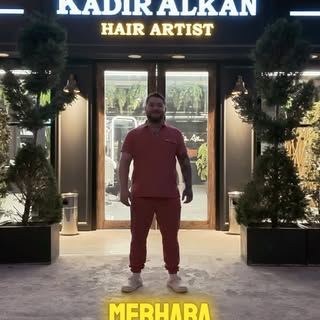 Evet yanlış duymadınız sadece isim benzerliği danışanımızın @yvuraltr ’a benzeyen tek tarafı saçları