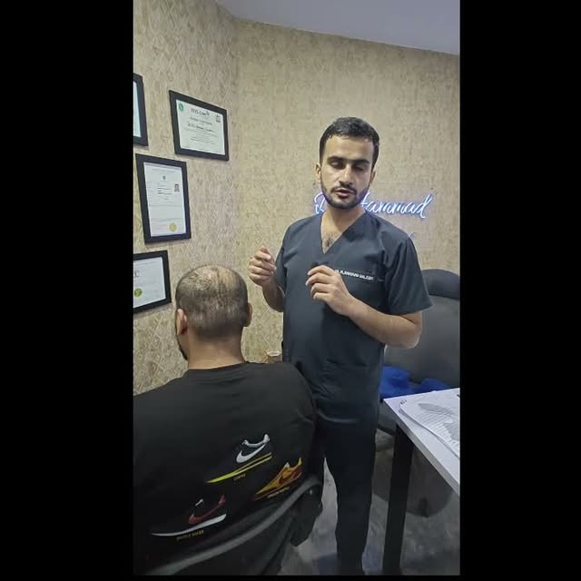 Hair Transplant in Lahore – see how the scalp, hair loss pattern and donor area are assessed before 