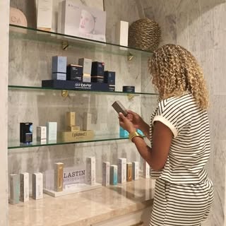 Your skin doesn’t need every new trend—it needs the right routine, consistently. ✨

What you use at 