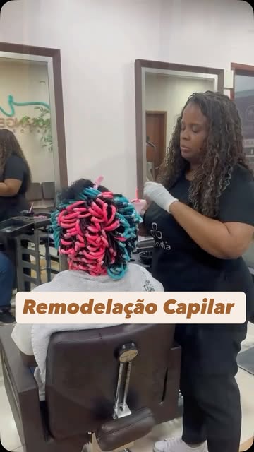 Vem ver esse resultado da remodelação da Claudia, que chegou no nosso espaço com as pontas mais esti