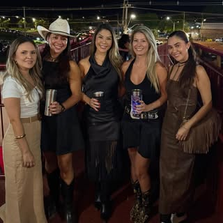 Colorado Rodeio 50 anos!! A festa só melhora na companhia de todas vcs!!