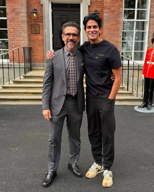 This is my friend, Dr. Lessandro Martins. A phenomenal surgeon from Brazil who is a leader in the fi