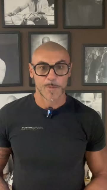 🔎 "Più puntini = risultato migliore"... FALSO.
La densità nella tricopigmentazione non si calcola a