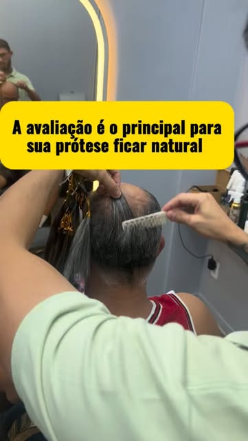 “Quer saber o que faz uma prótese capilar ficar realmente natural? A avaliação.”

Não é simplesmente