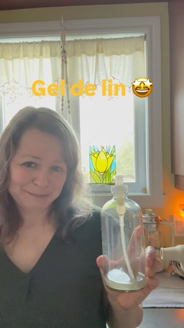 Comment préparer le gel de lin avec Les Mauvaises Herbes: https://www.facebook.com/share/v/1DYhPWV1i