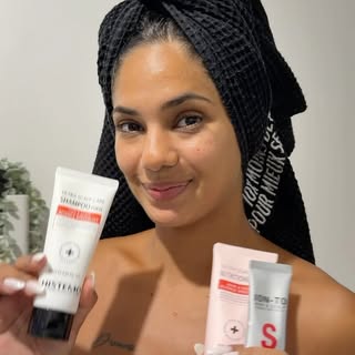 Vous avez été nombreuses à nous demander ce qu’était ce kit, ce qu’il contenait et surtout comment l