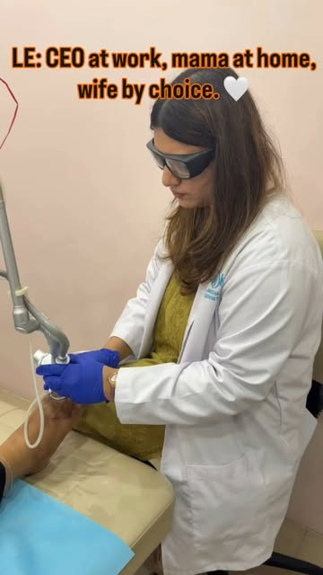 Behind the doctor’s coat is a mama, a wife, and a woman juggling it all. 🤍
Balancing work, family, 