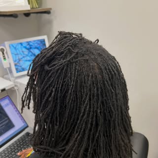 Swipe to see ADML’s (lol) progress ➡️

Growth is Good.
Growth is Great.
Growth is Goals.

As a Trich