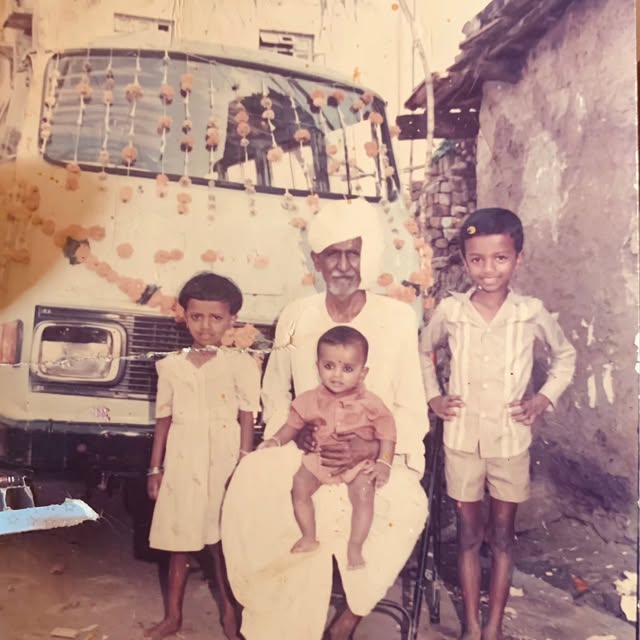 This is real pic of mine during 80's. I don't post fake photos 😉