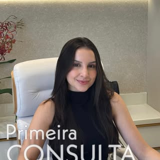 Sua consulta capilar não começa pelo tratamento. Começa pelo diagnóstico.

Por trás de uma queixa de