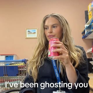 I would never ghost anyone ! 💕💕💕

But my friends WhatsApp’s have been left unanswered for a coupl