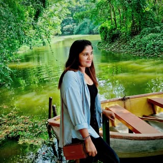 "By the lake,where silence feels like love."🫶 Dil Beparvah❤️

#lakeview#stillness#greenery#awayfrom