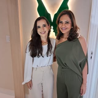 A vida é uma caixinha de surpresas… ✨

Alguns encontros parecem apenas coincidências, mas com o temp