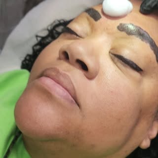 Yesterday’s brow transformation was pure magic. Four gorgeous photos, one stunning technique — a sea