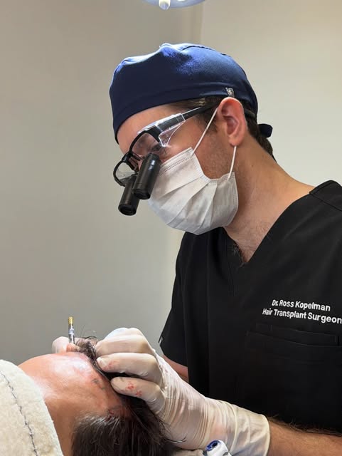 This is my happy spot. Rebuilding a hairline, one graft at a time.

#HairTransplant #HairTransplantS