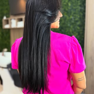 O cuidado e a dedicação que seu cabelo merece é aqui na @angeliicalima 🤌🏼😍🖤